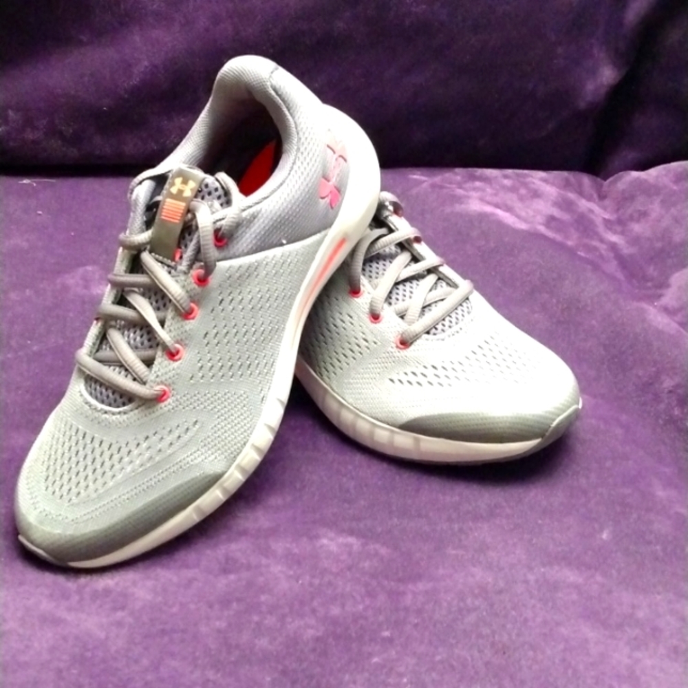 Under armour girls 4 yourh